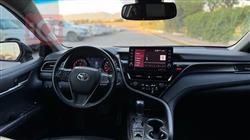 تۆیۆتا کامری